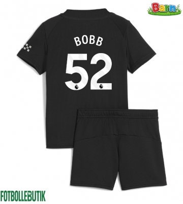 Manchester City Oscar Bobb #52 Bortaställ Barn 2025-26 Kortärmad (+ Korta byxor)